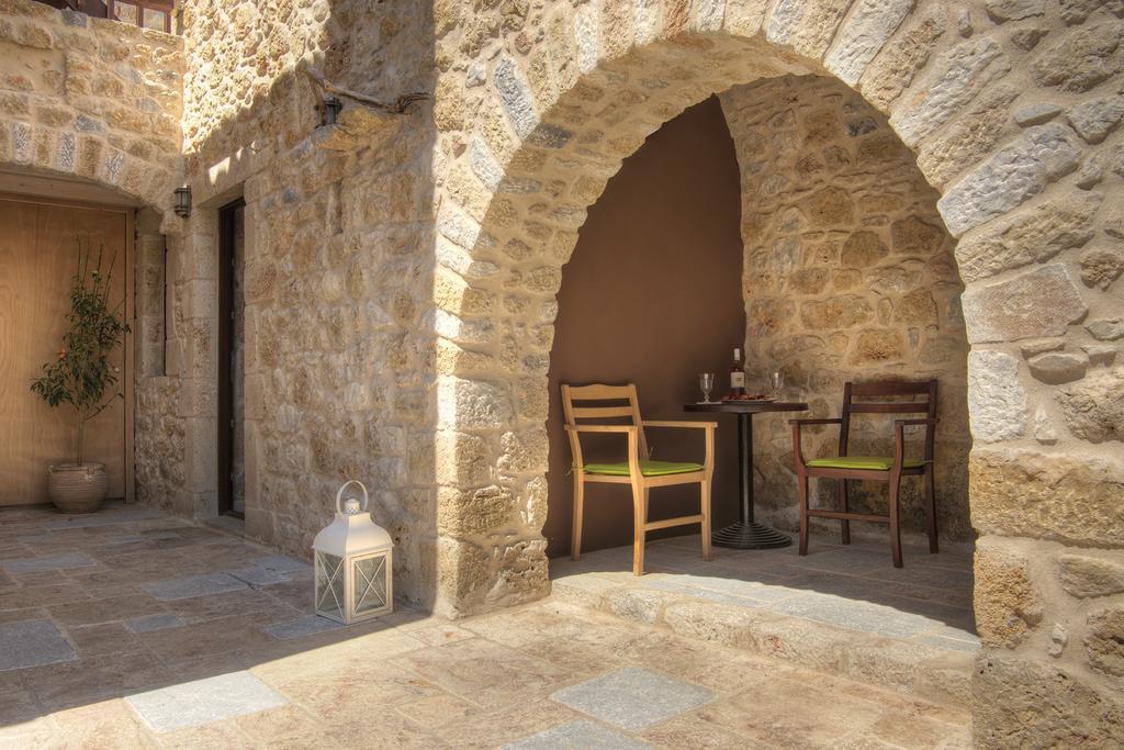 Vetilios Lithos Boutique Hotel Neo Oitilo Exterior foto