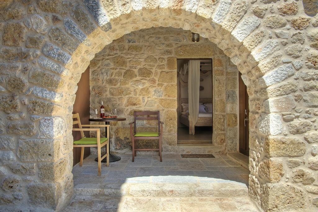 Vetilios Lithos Boutique Hotel Neo Oitilo Exterior foto